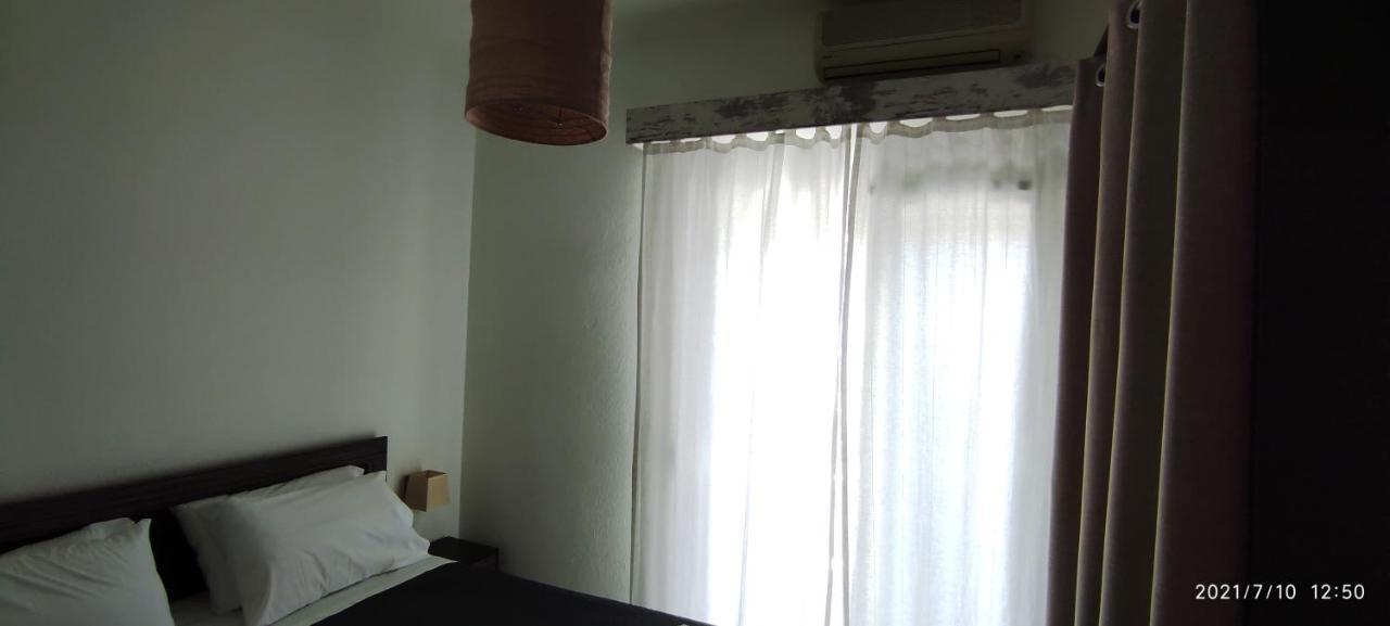 Epavlis Apartment Néa Péramos エクステリア 写真