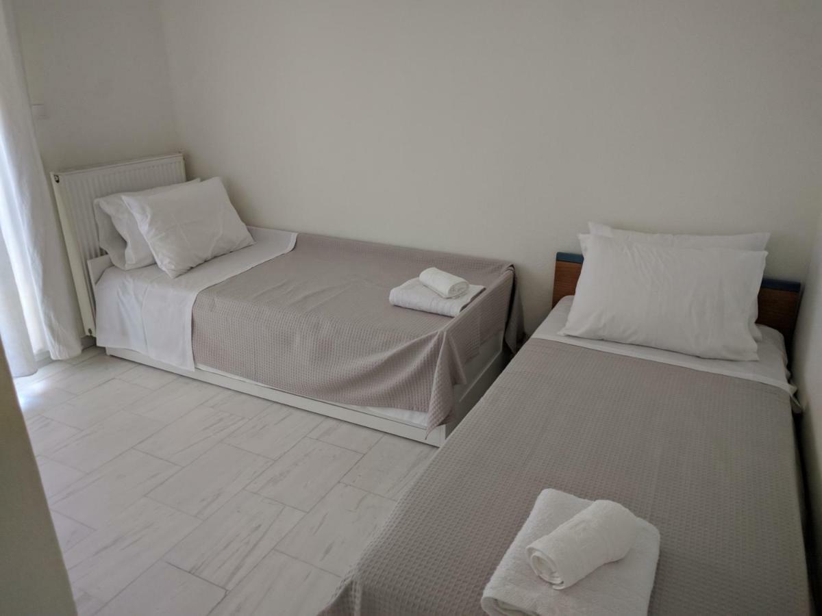 Epavlis Apartment Néa Péramos エクステリア 写真