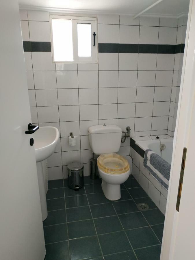 Epavlis Apartment Néa Péramos エクステリア 写真